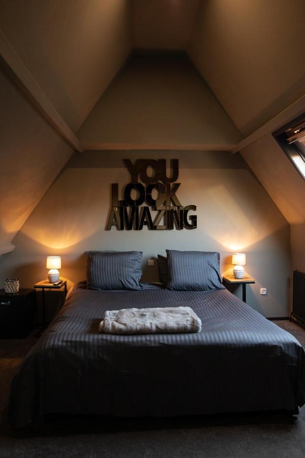 Bed and Breakfast Yep! Slapen Bij De Sluis Blokzijl Exterior foto