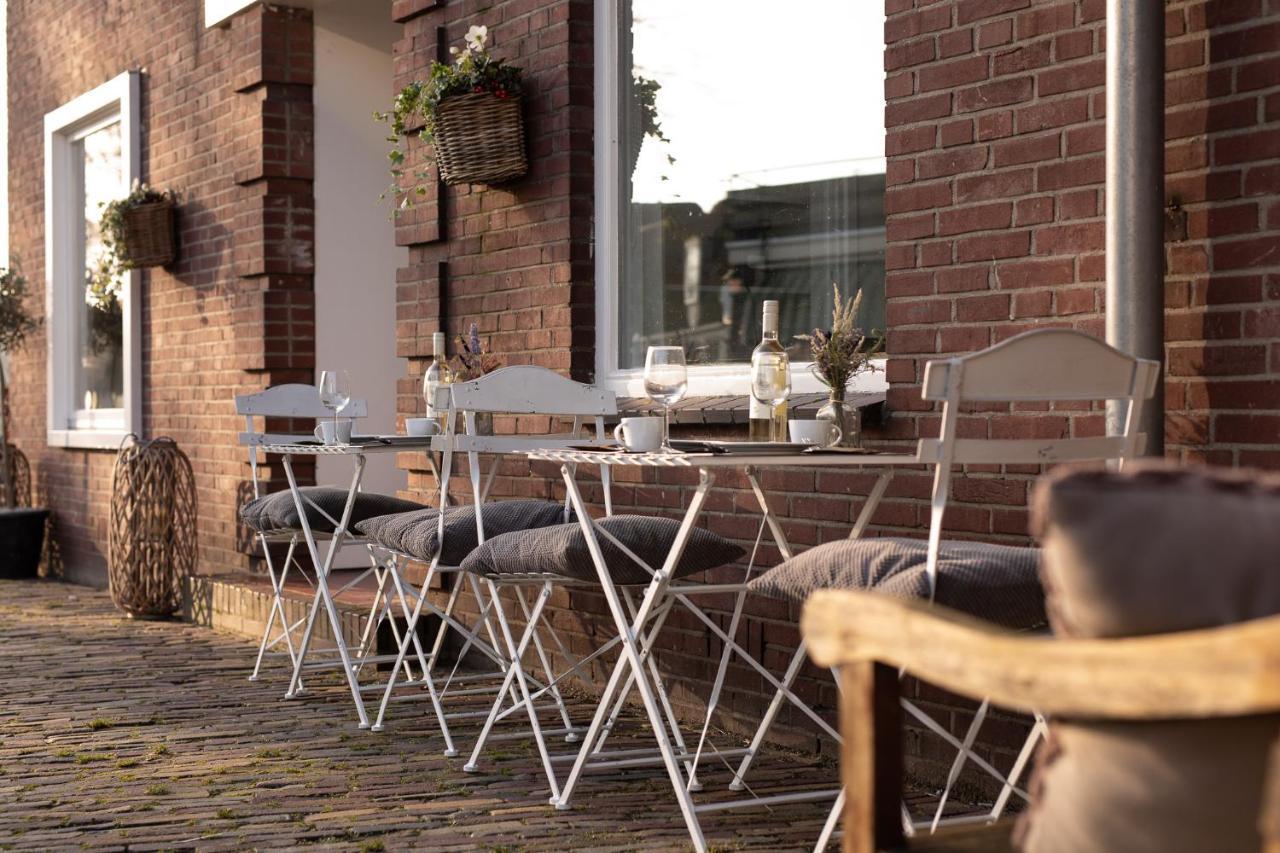 Bed and Breakfast Yep! Slapen Bij De Sluis Blokzijl Exterior foto