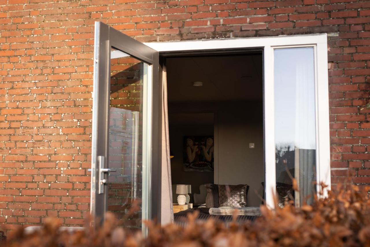Bed and Breakfast Yep! Slapen Bij De Sluis Blokzijl Exterior foto